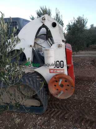 Minicargadora -  BOBCAT T 300