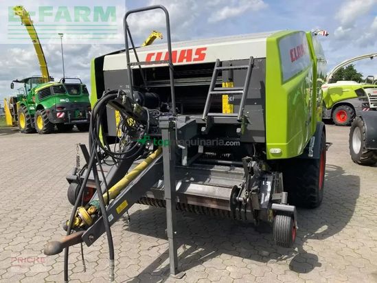 Empacadora gigant - Claas - rollant 454 rc uniwrap