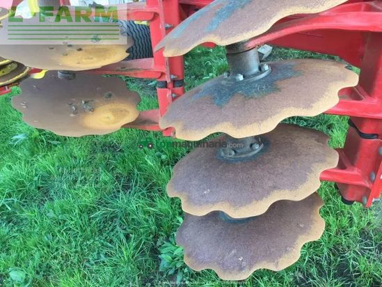 Cultivador - Pöttinger - terradisc 4001t