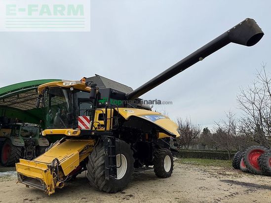 Cosechadora de Cereal - New Holland - cx8070 (cx8060,cx8080)