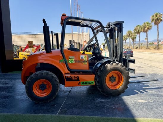 Carretilla todoterreno Ausa Ch 250 4x4