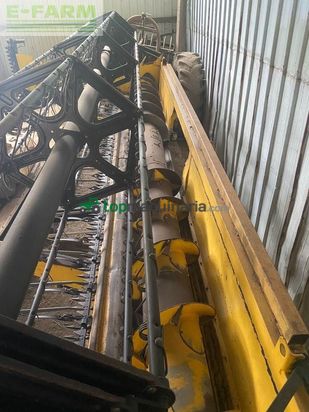 Cosechadora de Cereal - New Holland - tx 68 plus