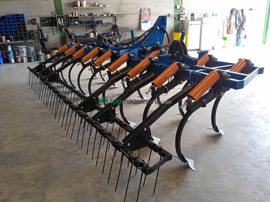 Cultivador chisel 17 brazos con rastra de púas muelle  10 mm