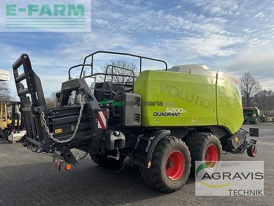 Empacadora gigant - Claas - quadrant 5200 fc tandem