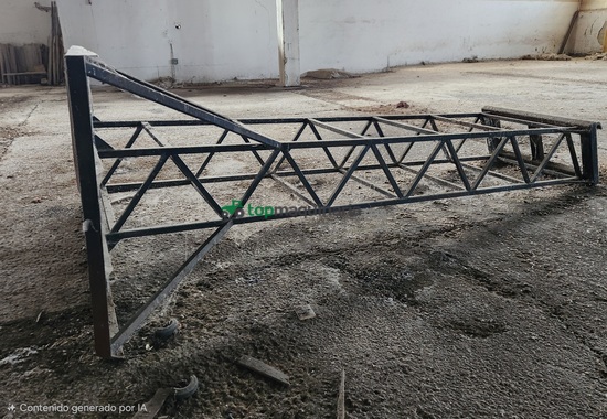 Apiladora de cereal. Accesorio para tractor o pala