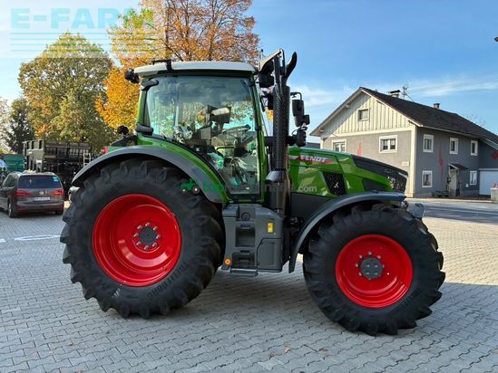 Tractor agrícola -  - 516 vario