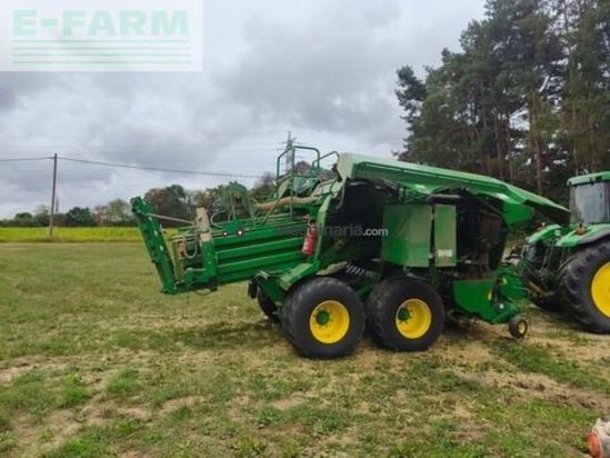 Empacadora gigant - John Deere - 1424c