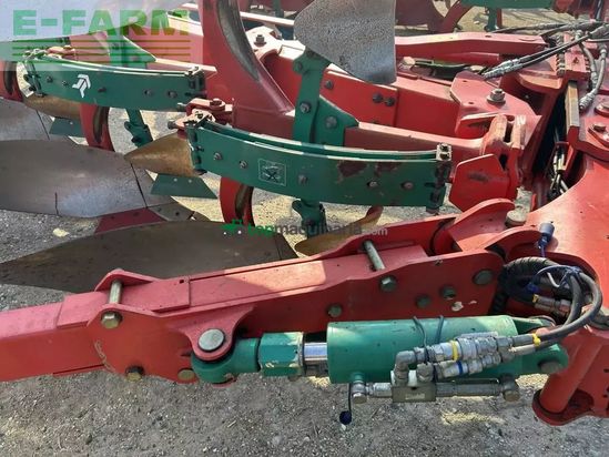 Arado - Kverneland - eg100 300/28-5 furet