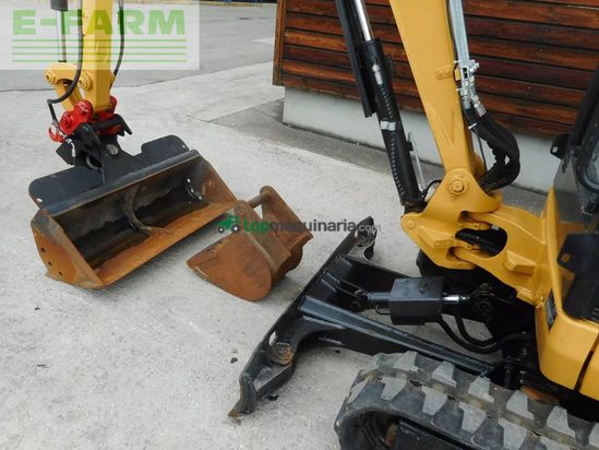 Excavadora - Caterpillar - 301.7d ( 1.977 kg )