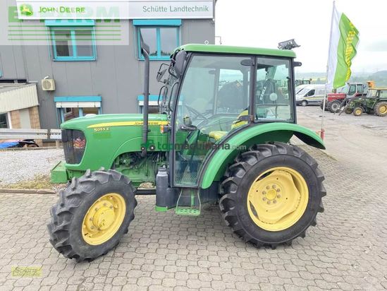 Tractor agrícola - John Deere - 5055 e allrad kabine