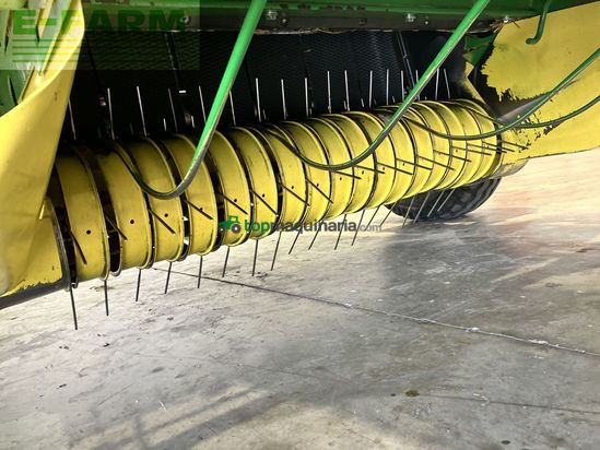 Empacadora gigant - John Deere - 550