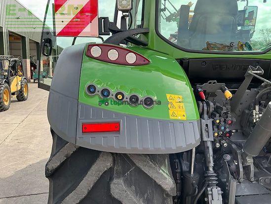 Tractor agrícola - Fendt - 724 profi plus tractor (st27737)