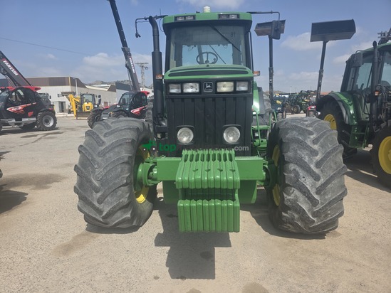 Tractor agrícola - John Deere - 8300