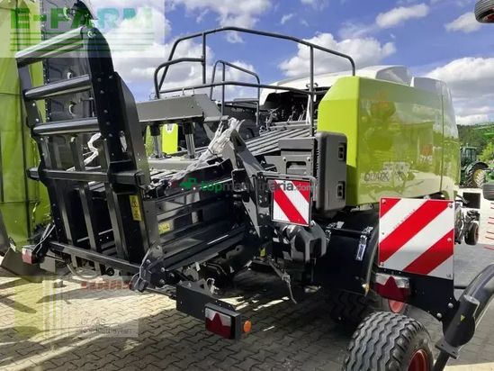 Empacadora gigant - Claas - quadrant 5200 fc evolution