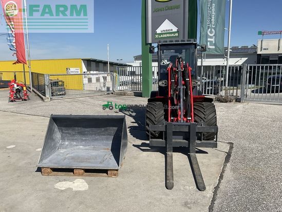 Minicargadora - Trejon - flexitrac 1244