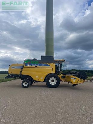 Cosechadora de Cereal - New Holland - cs 660