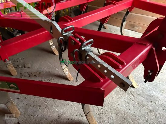 Cultivador - Pöttinger - synkro 3030