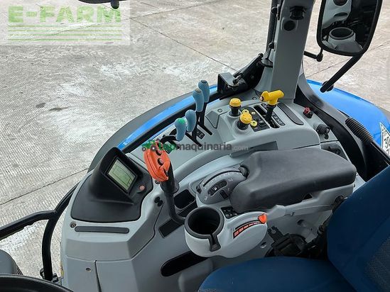 Tractor agrícola - New Holland - t7.210 tractor (st27474)