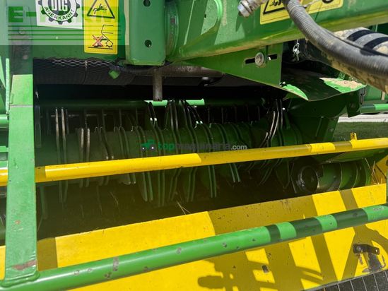 Empacadora gigant - John Deere - 590