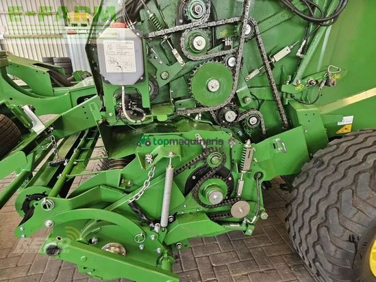Empacadora gigant - John Deere - v462m