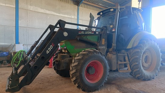 Tractor agrícola Deutz Fahr Agrotron M600 con pala Leon