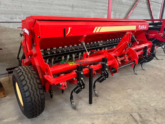  Sembradora SOLA modelo TRISEM 194-35.