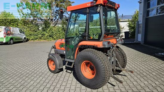 Tractor agrícola - Kubota - stv 32