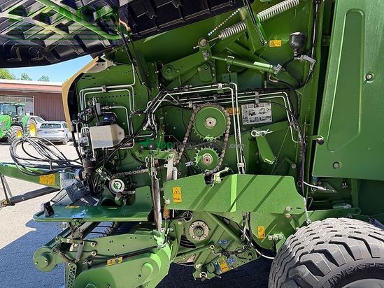 Empacadora gigant - Krone - comprima v 180 xc