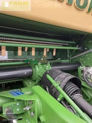 Empacadora gigant - Krone - comprima v 1500