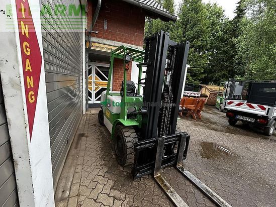 Elevadora -  - fd35.48 3,5t dieselstapler mit triplexmast