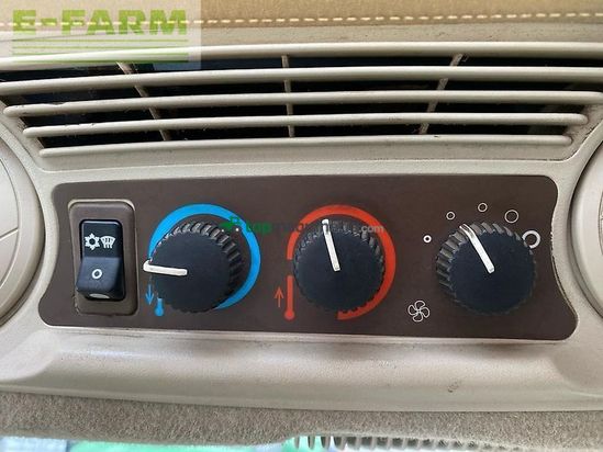 Tractor agrícola - John Deere - 5620