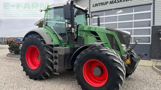 Tractor agrícola - Fendt - 826 vario med frontlift og frontpto