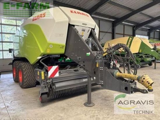 Empacadora gigant - Claas - quadrant 5300 fc t