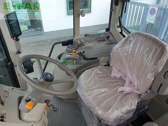 Tractor agrícola - John Deere - 6m 125 ivt *aktion*
