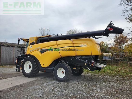 Cosechadora de Cereal - New Holland - cx 8.70