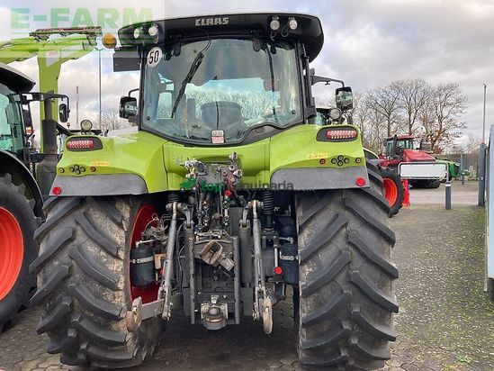 Tractor agrícola - Claas - arion 650 cmatic