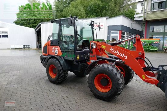 Minicargadora - Kubota - r090