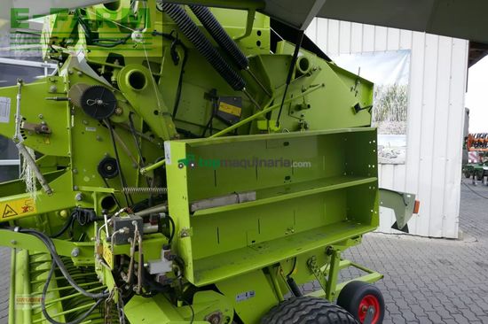 Empacadora gigant - Claas - variant 260 rc