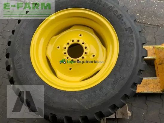 Tractor agrícola - John Deere - 300/70-20