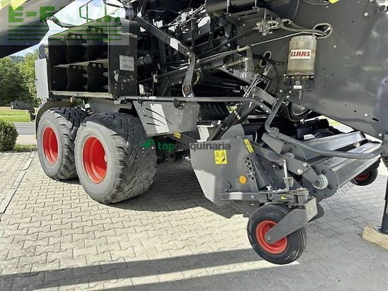 Empacadora gigant - Claas - quadrant 5200 fc tandem