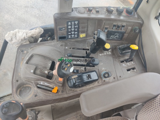 Tractor agrícola - John Deere - 6220
