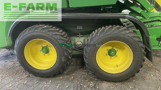 Empacadora gigant - John Deere - festkammer-kombipresse c441r