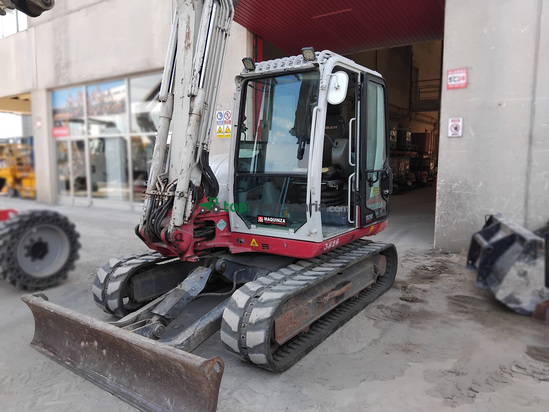 Miniexcavadora TAKEUCHI TB290