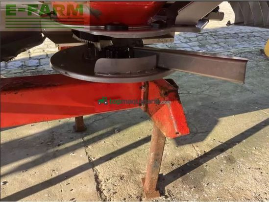 Esparcidor - Kuhn - axis 401 w