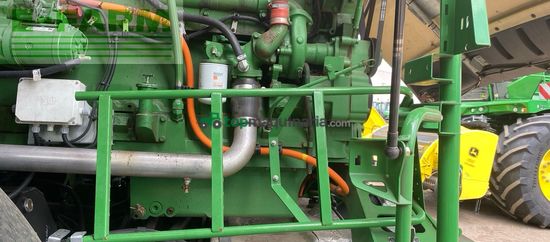 Cosechadora de Cereal - John Deere - 8700
