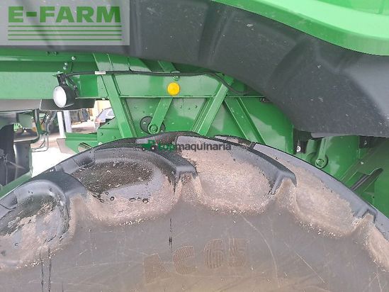 Cosechadora de Cereal - John Deere - t560