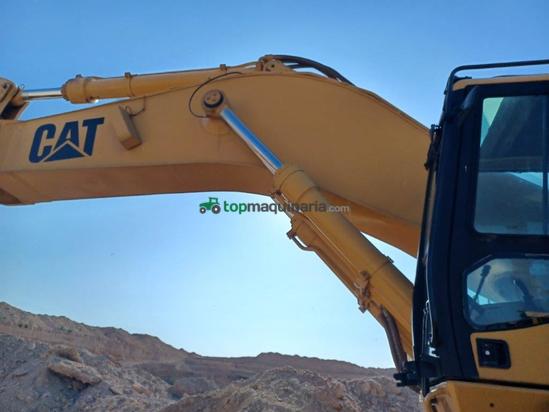 Excavadora CATERPILLAR 375ME