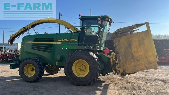 Cosechadora de Cereal - John Deere - 7400