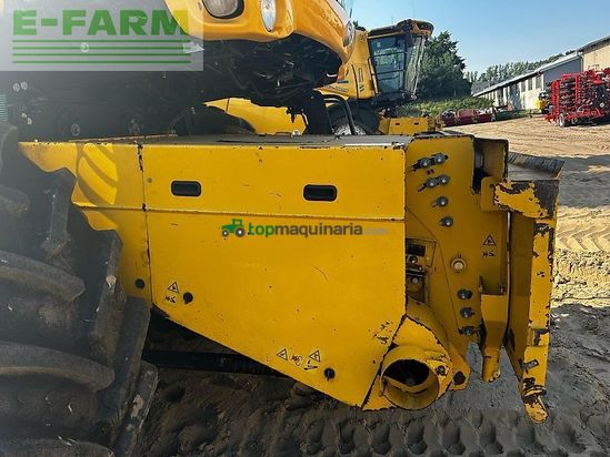 Cosechadora de Cereal - New Holland - cr 9070 elev