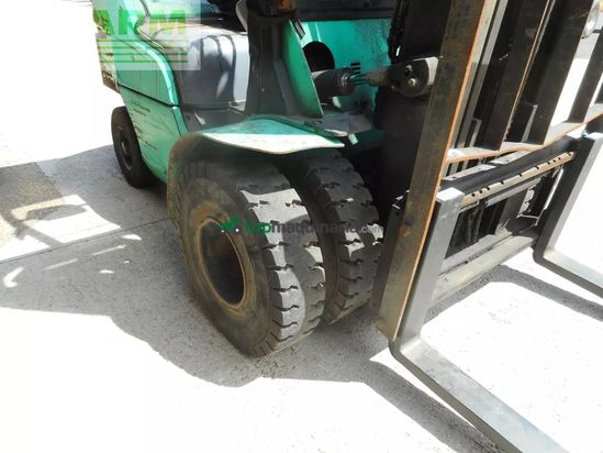 Elevadora - Mitsubishi - fd 25 n triplex 6,4m + ss + zwillingsreifen